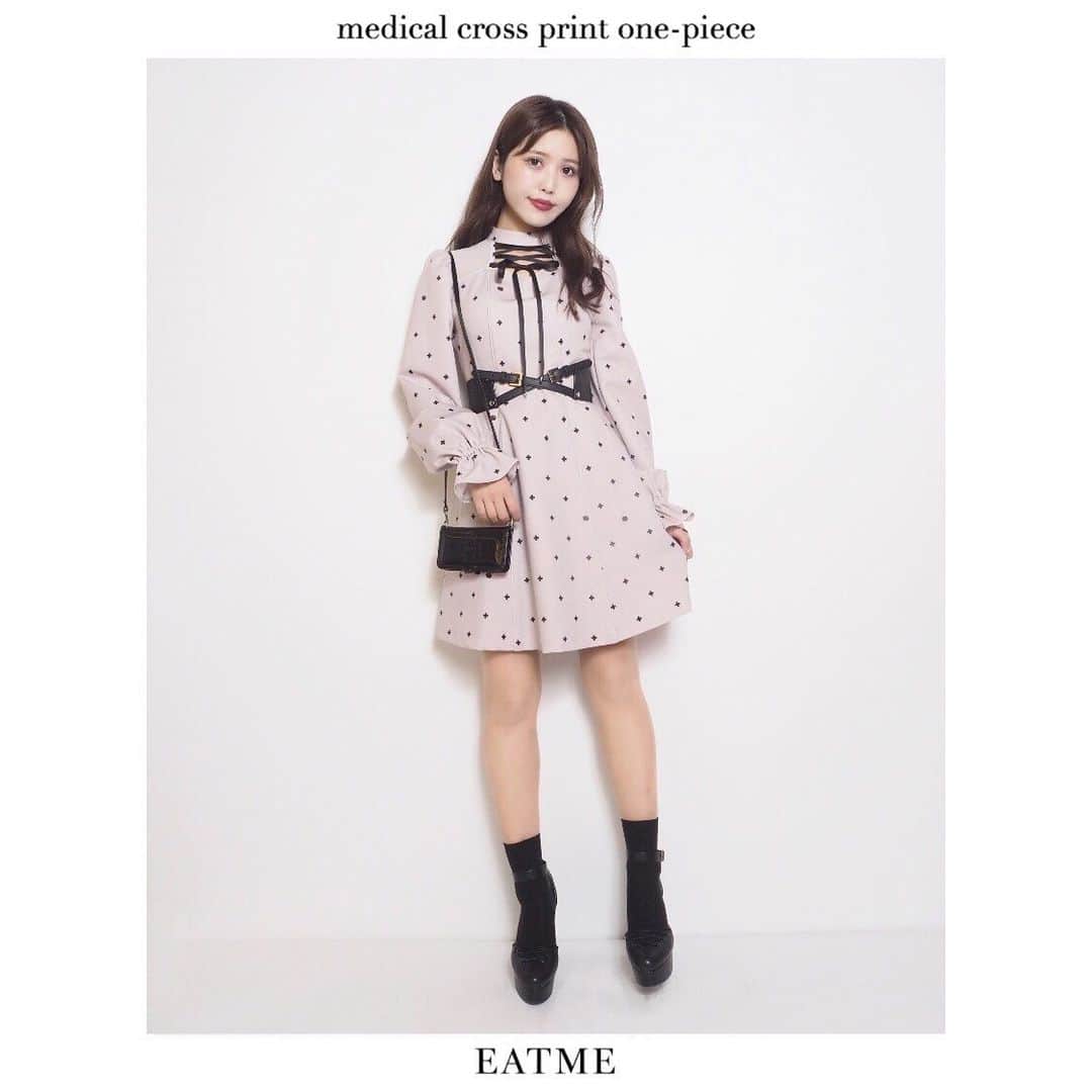 EATMEさんのインスタグラム写真 - (EATMEInstagram)「1.8 update... #EATME #JANUARY #NEW #ITEM #COLOR #VARIATION #🎨 ワンピース➡︎1.14発売予定 . TOP画面のURLからEATME WEB  STOREをCHECK💁🏻‍♀️ @eatme_japan . メディカルクロスプリントワンピース（ #ONEPIECE ） ¥13,000（＋tax） COLOR🎨:BEG.BLK.PNK SIZE📐:S.M . #EATME_CODE #eatmejapan #イートミー」1月8日 18時19分 - eatme_japan