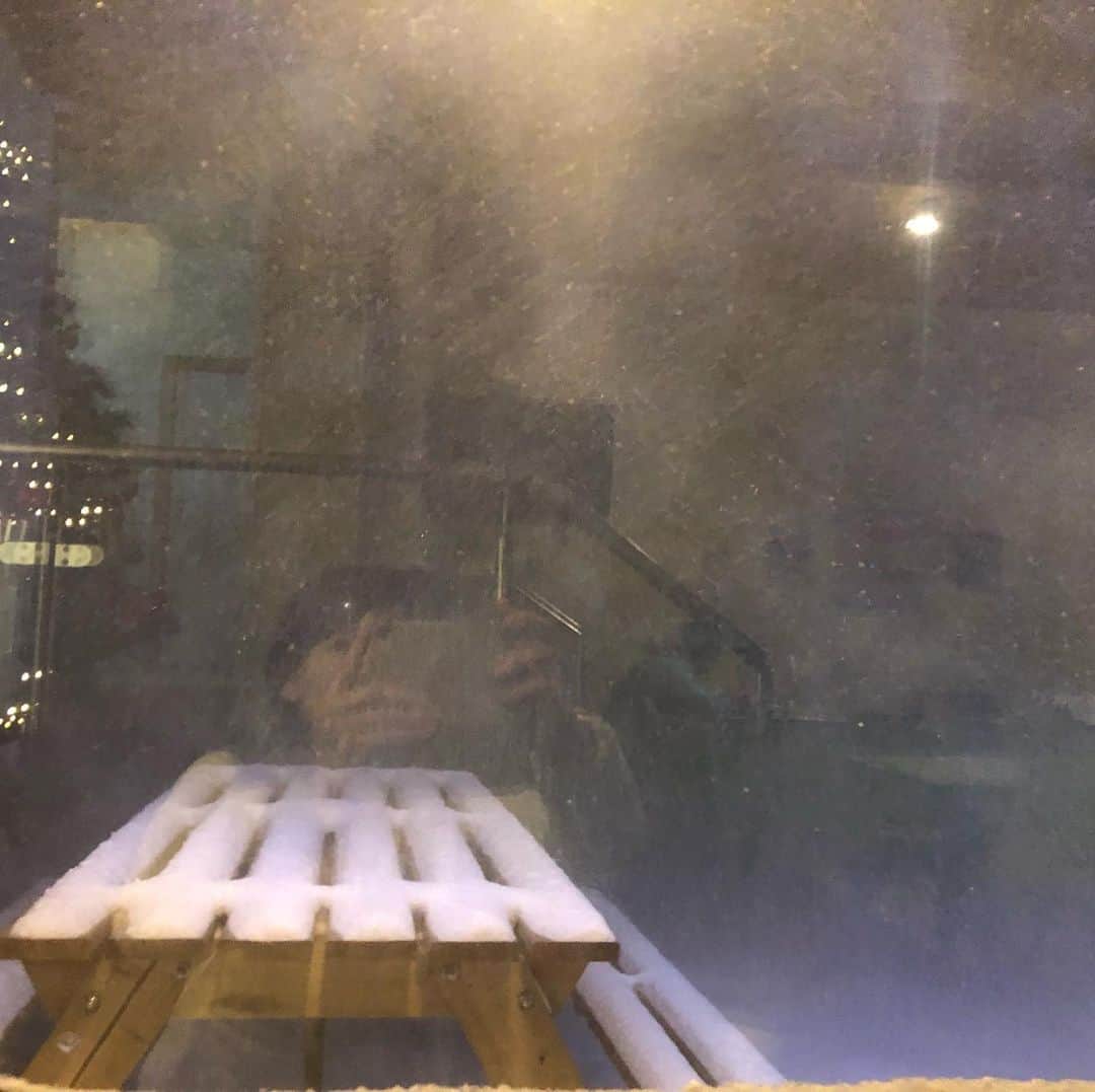 馬場典子さんのインスタグラム写真 - (馬場典子Instagram)「灯の少ない南部で期待した#オーロラ ですが、満天の星から一転、カップラーメン食べてるうちに吹雪く（笑）」1月8日 19時35分 - baba_channel