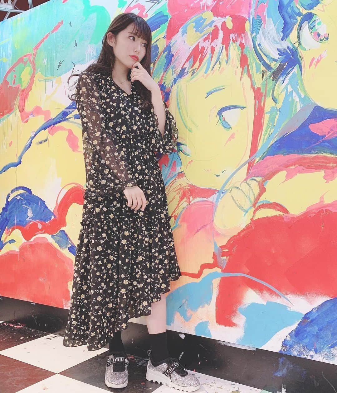 高橋みおさんのインスタグラム写真 - (高橋みおInstagram)「❤︎ . リリイベのときの私服衣装です🌼 . . #私服　#ワンピース　#cheriemona #miumiu #onepiece #sneaker」1月8日 19時52分 - miochin052