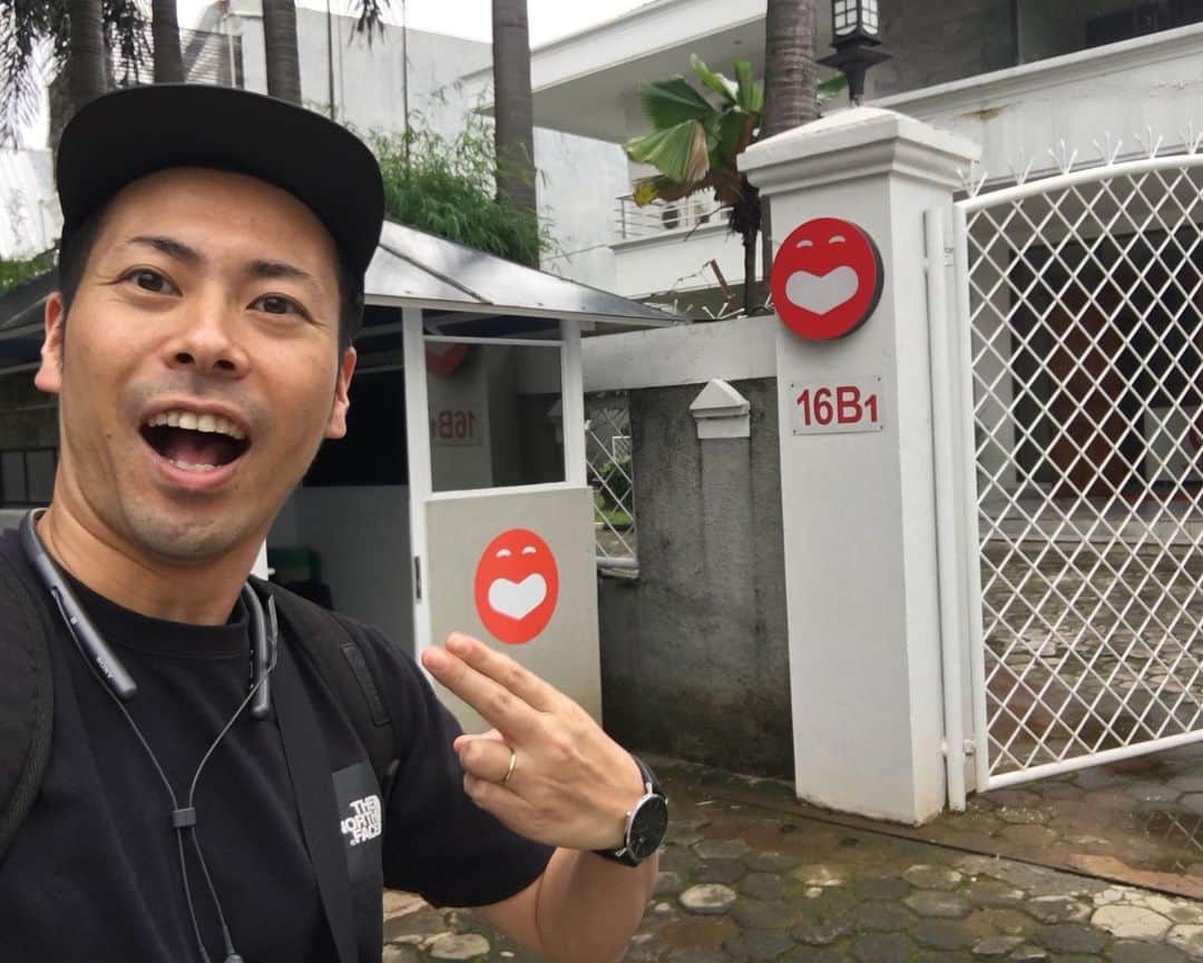 のインスタグラム：「Back to indonesia yoshimoto!! Skype meeting today😊pippi ジャカルタ戻りました。今日はジャカルタから海外TV局とスカイプミーティングでした。 今年もチャレンジpippi⛷  #akirakimura #jakarta #indonesia #akira #pippi」