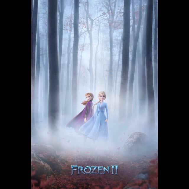 佐津川愛美さんのインスタグラム写真 - (佐津川愛美Instagram)「🎥 #frozen2 #アナと雪の女王2 . . エルサかっこいいよエルサ。 私も姉だからなんだか共感しちゃうんだよ。そういう部分も含めて大好き。タイミングとか色々あった結果、3回観たよ。観れば観るほど発見がある事がすごい！」1月8日 20時06分 - aimi_satsukawa