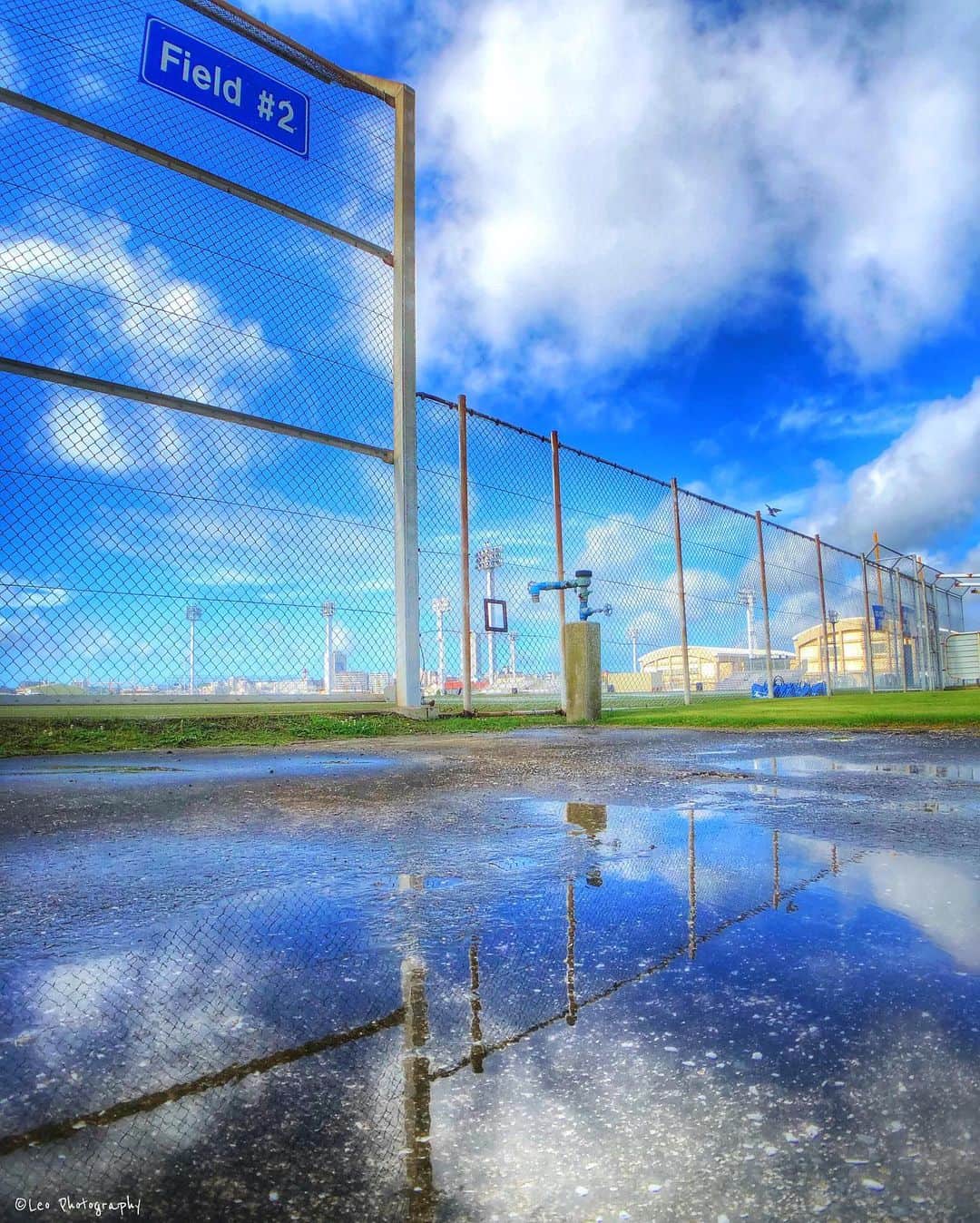 leo7000のインスタグラム：「雨のち晴れ‼️ お昼休みに1枚😊🌝✌🏻 予報通り晴れて良かったけど寒かった… 皆さん、今日もお疲れ様でした~♪ 🍺🍺✨」