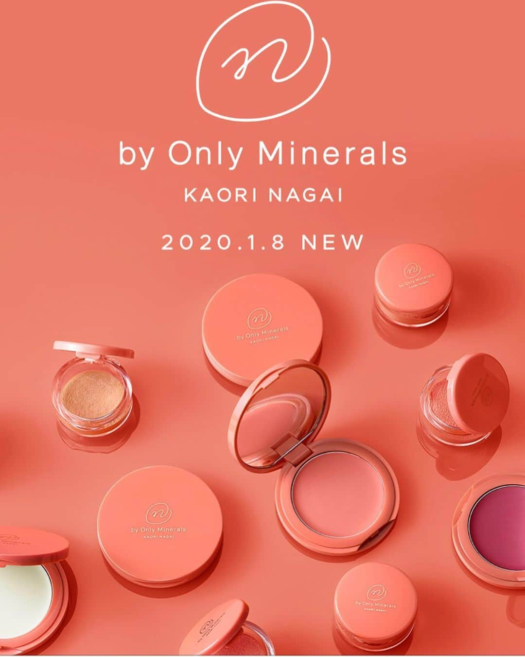 長井かおりさんのインスタグラム写真 - (長井かおりInstagram)「本日1/8 N by OnlyMinerals ﻿ 全国発売となりました😍😍﻿ ﻿ 全てのアイテムの詳しい使い方や、﻿ 開発の想いはIGTVに保存してありますので、﻿ ぜひご覧ください❤ ﻿ 世代を問わず全ての方におススメできる、﻿ 自信作です！﻿ 安心と冒険がつまったデイリーコスメです♡﻿_ ＊﻿1/11(土)伊勢丹新宿店 ビューティーアポセカリーで、 メイクショーやります！ぜひお越しください♡_  #nbyonlyminerals #エヌバイオンリーミネラル  #onlyminerals  #NbyのNは長井のNです #コラボコスメ #長井ラインできました #押しメイク #引きメイク ﻿ #CHANCE #YES #NEOYES #BELL #MAGIC #ミネラルピグメント #ミネラルソリッドチークコンプリート ﻿#ミネラルクリアスムーザー ﻿」1月8日 20時39分 - kaorimake