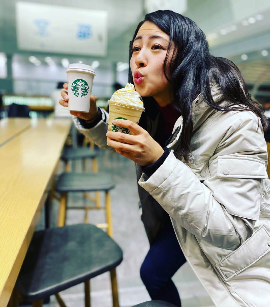 川満陽香理のインスタグラム：「おしゃれな色に加工してみたはずの飯田真梨」
