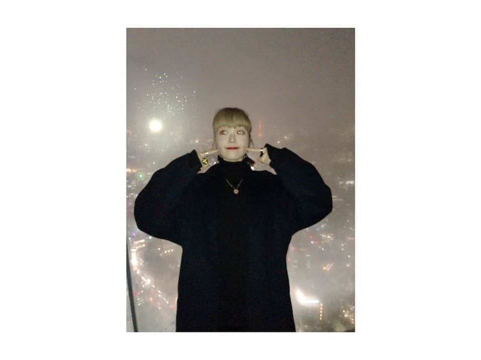 足立佳奈さんのインスタグラム写真 - (足立佳奈Instagram)「またまた一緒に過ごしてくれてありがとう♥♥ えりかちゃん @erika_mygc 。 初めて渋谷のスクランブルスクエアの展望施設いって！めちゃめちゃ綺麗だったぁ、、、。 楽しい時間はあっという間、、。今日素敵な夜になりました。  #チアダン」1月8日 21時35分 - kana1014lm