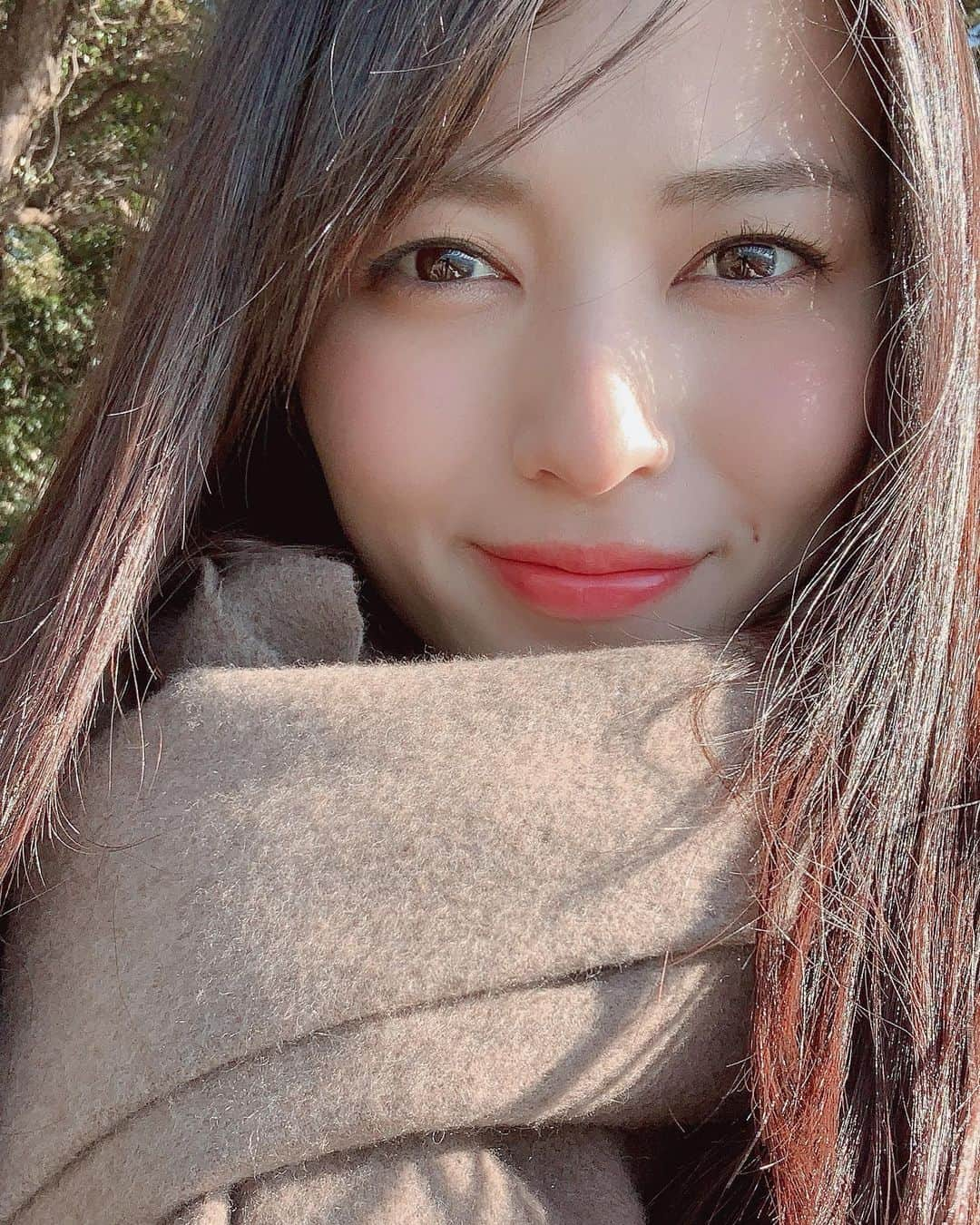 矢島舞美さんのインスタグラム写真 - (矢島舞美Instagram)「. #久能山東照宮 の写真②‼︎ 石段を登った先に見える景色は絶景✨ 帰りに苺を買って帰ったんだけど、甘くて美味しかったな〜♡ . #矢島舞美」1月8日 22時00分 - maimiyajima_official_uf