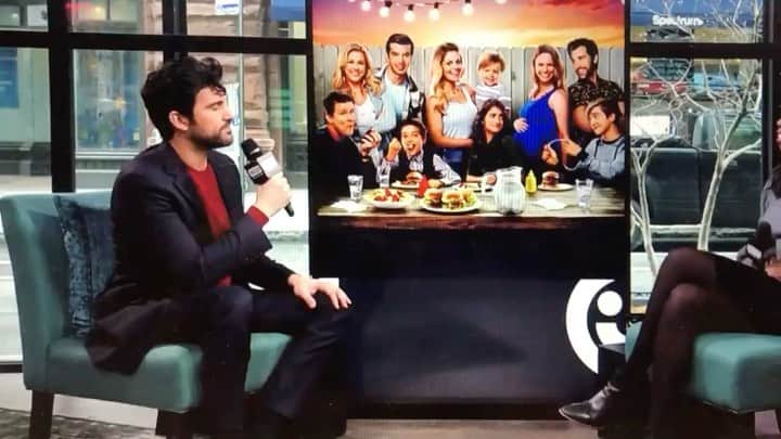 アンドリア・バーバーのインスタグラム：「My “weirdo in crime” @juanpablodipace ❤️🥰😭 Everyone go see JP’s amazing show this THURSDAY Jan 9th and SATURDAY Jan 11th at @thegreenroom42 inside the YOTEL New York. And then come back and tell me all about it because I’m so sad not to be there! 🕺🏻🎤🎶🔥 Link in my bio!」