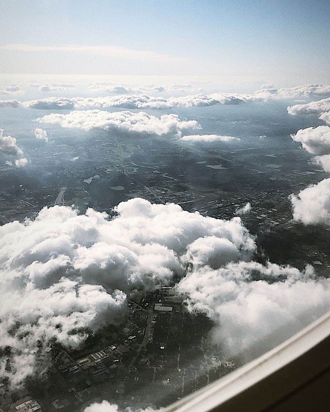 ダニエル・パナベイカーさんのインスタグラム写真 - (ダニエル・パナベイカーInstagram)「Some call this view plane, but I find it complex and beautiful」1月9日 1時51分 - dpanabaker