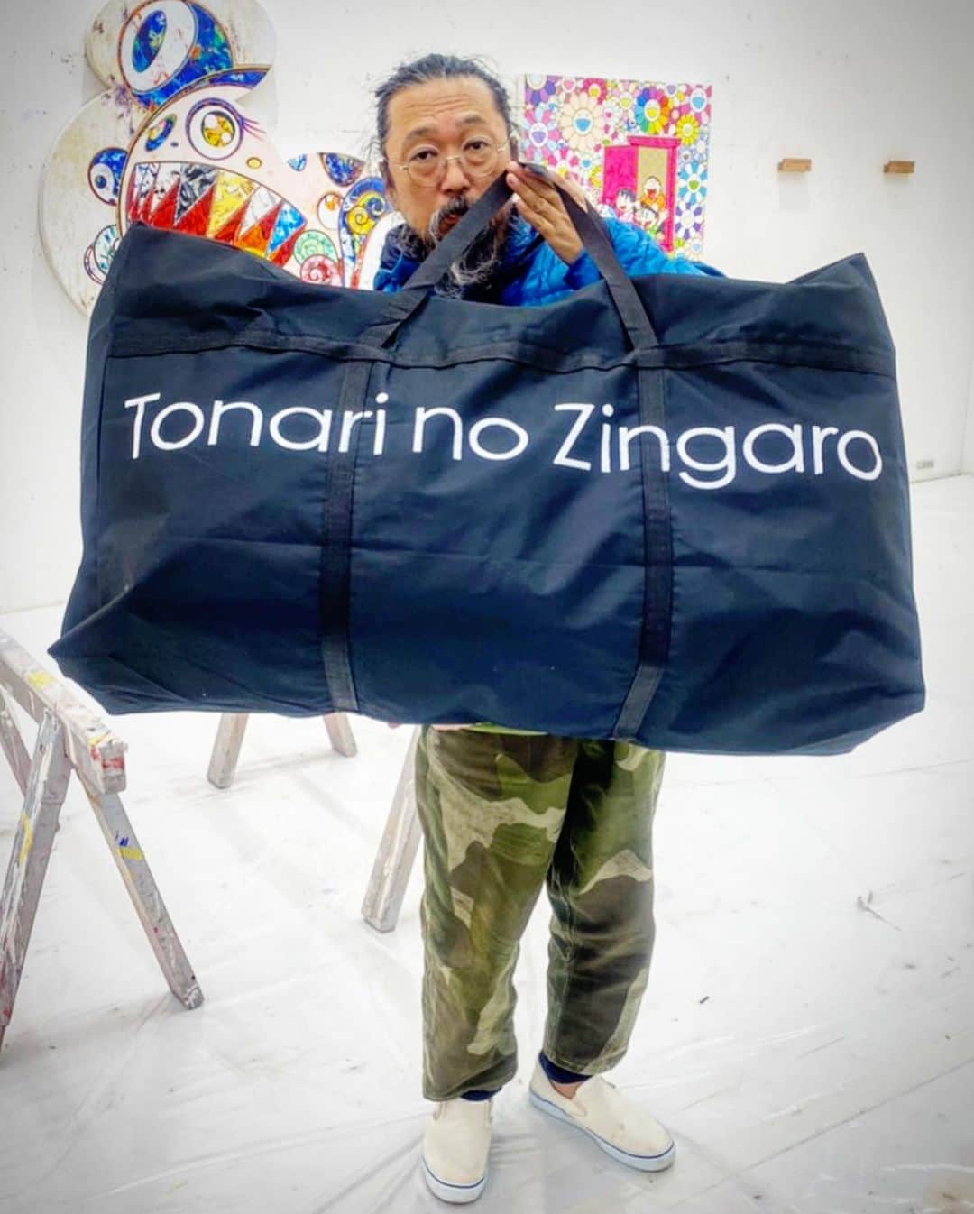 村上隆さんのインスタグラム写真 - (村上隆Instagram)「@tonari_no_zingaro  Lucky New year.」1月9日 2時26分 - takashipom