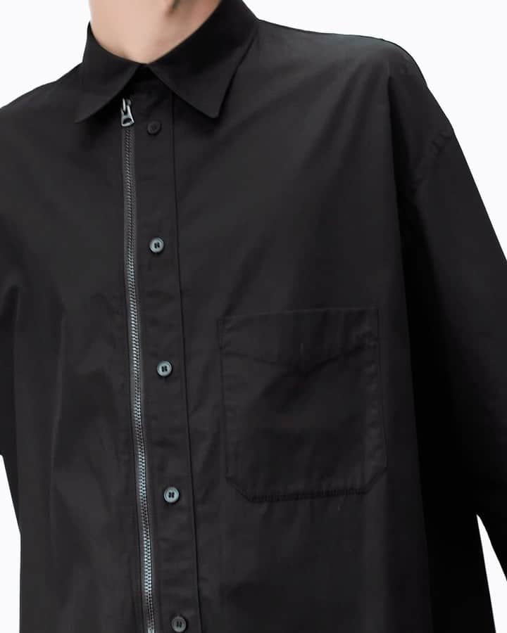 ワイスリーのインスタグラム：「Y-3 Furyo Long Shirt.​ Y-3 Spring/Summer 2020.​ ---​ #adidas #Y3 #YohjiYamamoto ​ Discover the collection at adidas.com/y-3」