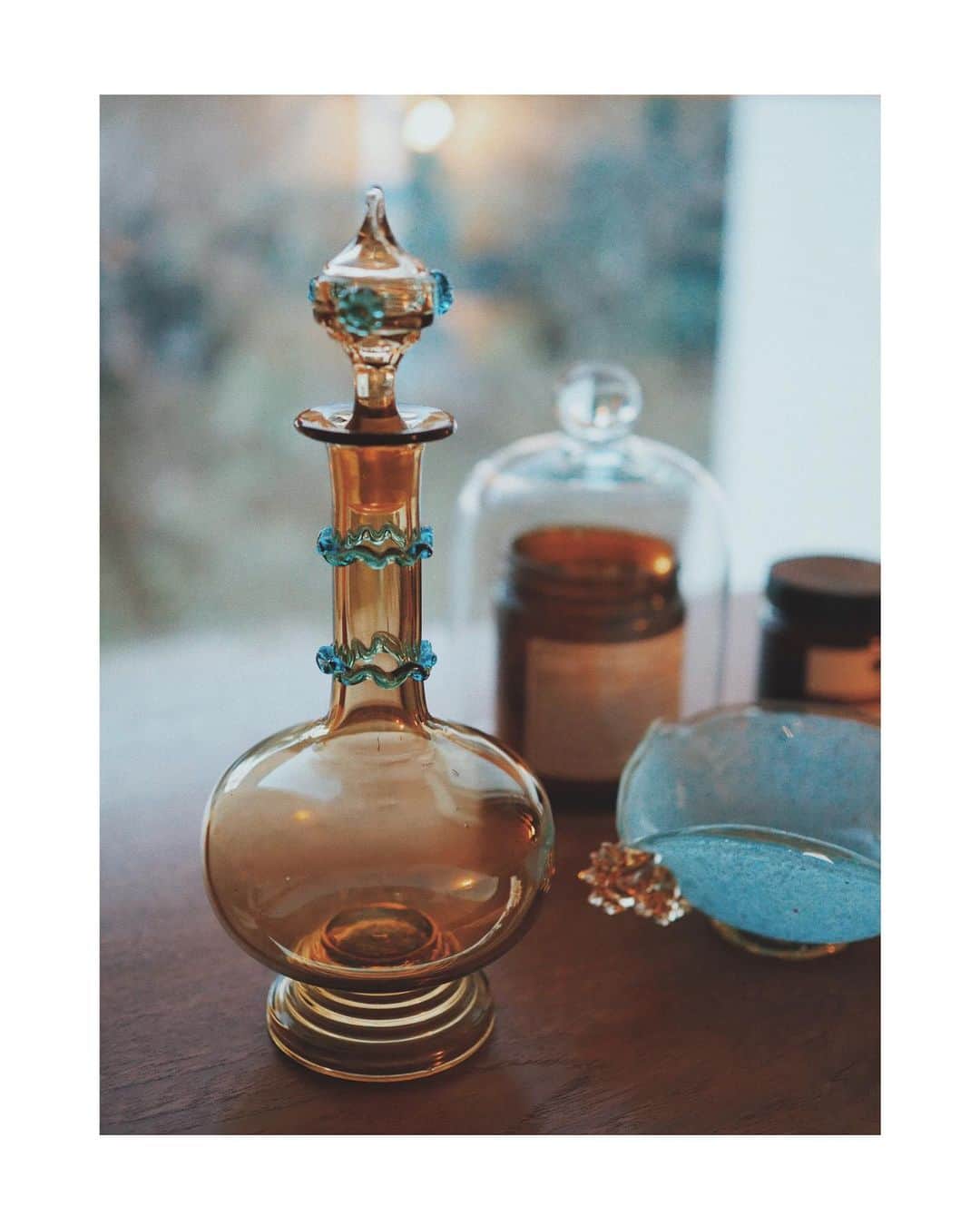 花楓さんのインスタグラム写真 - (花楓Instagram)「My collection⚱️ #vintageglass #配置が1番大事」1月9日 17時03分 - _caede_