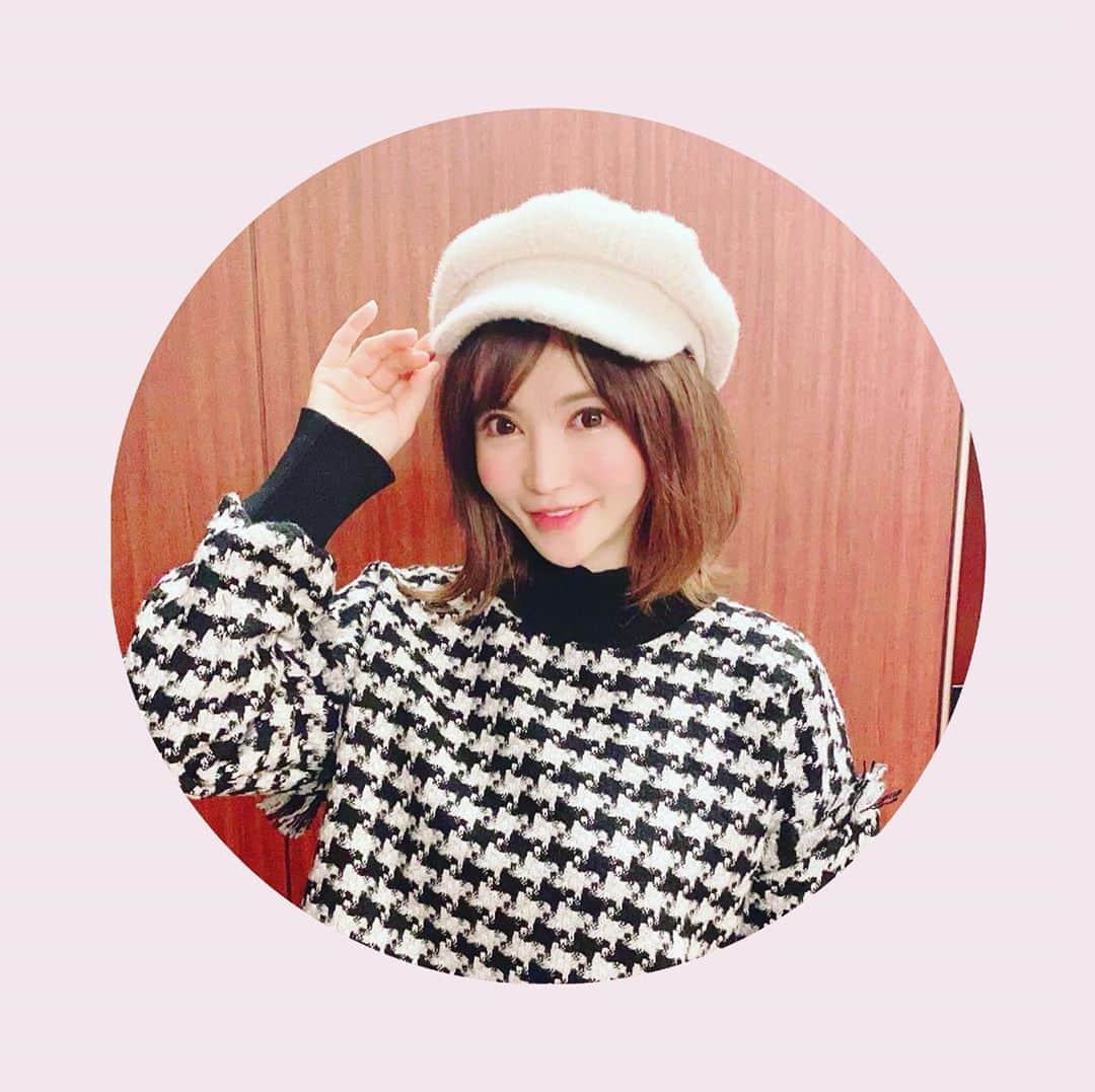 里美ゆりあのインスタグラム：「可愛い白のキャスケットも@teftef.shop  さんのだよ^^ #キャスケット #帽子 #帽子コーデ  #fashion」