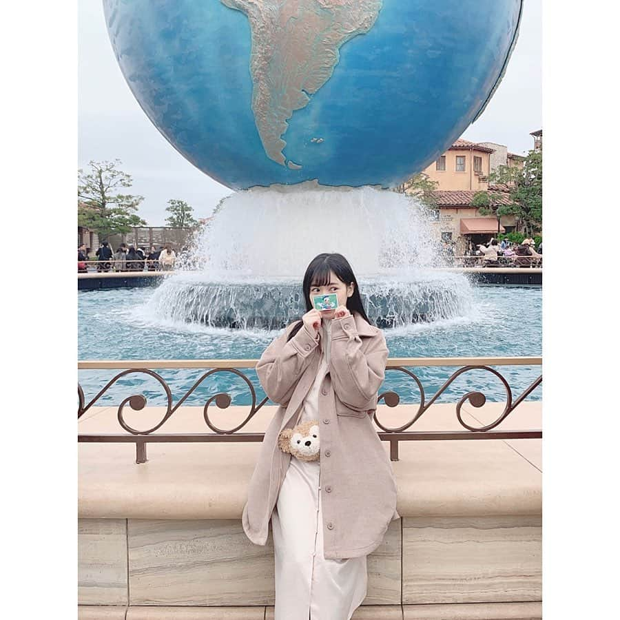 運上弘菜さんのインスタグラム写真 - (運上弘菜Instagram)「. . . この前ひさーーしぶりにディズニーシーへ行ってきました🐭🌍 顔隠しがち… . . . #tokyodisneysea #ディズニーシー」1月9日 18時02分 - nappi_0809