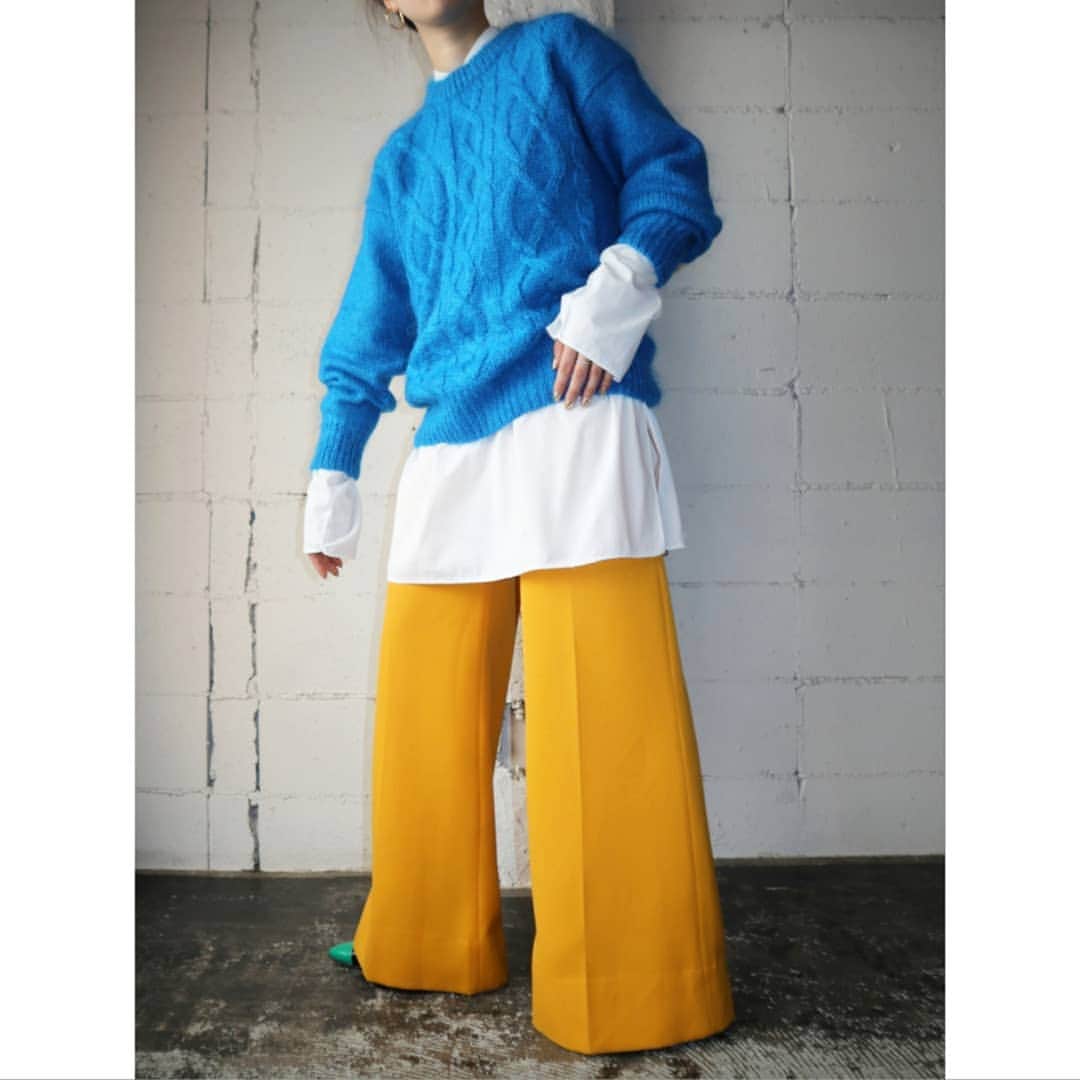 吉祥寺 古着屋 Orfeoのインスタグラム：「Mohair Sweater Style  #orfeo #kichijoji #tokyo #vintage #used #fashion #coordinate #outfit  掲載商品のお問い合わせはメールにて承っております。コメント、DMでのお問い合わせは受け付けておりませんのでご了承ください。」
