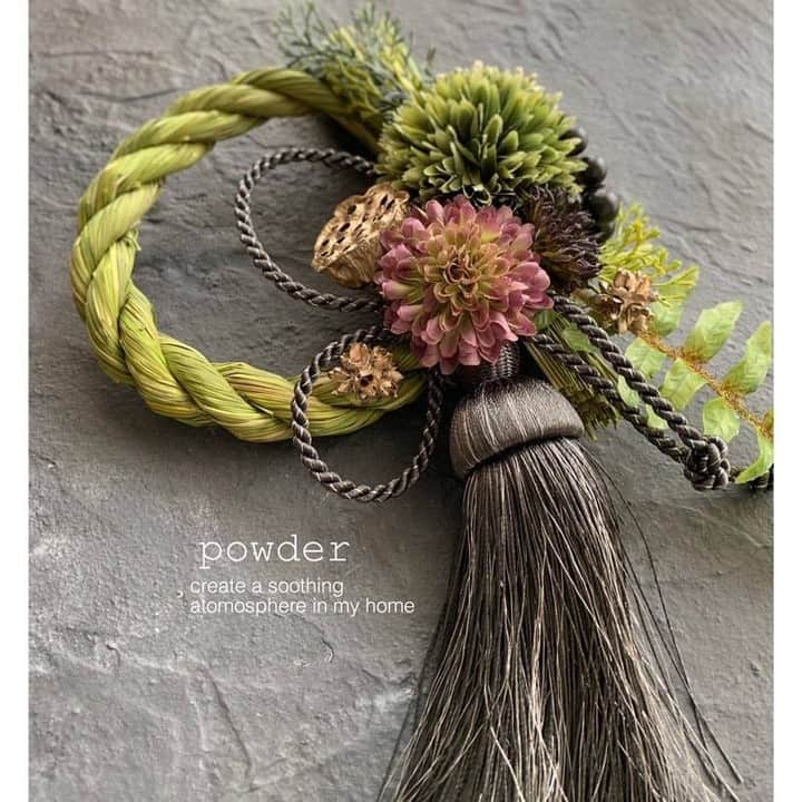 東京堂アーティフィシャルフラワーMAGIQのインスタグラム：「🎍MAGIQ キャンペーン🎍 【新春キャンペーン】 🌸🌸🌸👑【入賞】発表 👑🌸🌸🌸 🌅💫Congratulations🏆💫🌅 🎊おめでとうございます🎉🎊 ・ Photo by @powchan1008 👏👏👏 ・ 🌸🌸🌸🌸🌸🌸🌸🌸🌸🌸🌸🌸 素敵な写真タグ付けして、キャンペーンに投稿していただきありがとうございます🙇 ・ 素敵な写真を共有させて頂きます♪ ・ これからも @magiq.jp をよろしくお願いいたします。 ・ 🍀🌼🍀🌼🍀🌼🍀🌼🍀🌼🍀🌼🍀 【新春キャンペーン ご参加頂きました皆様】 キャンペーンへのご参加頂き、 誠にありがとうございました🙇‍♂️ ・ 今後も、キャンペーンは続きますので次回キャンペーンも参加よろしくお願い致します🙇‍♂️ ・ #MAGIQ#MAGIQのある暮らし#TOKYODO#東京堂#アーティフィシャルフラワー #アーティフィシャル#フラワー#アートフラワー#造花#花のある暮らし#花のある生活 #花好きな人と繋がりたい#フラワーデザイン#フラワーアレンジメント #フラワーアレンジ#アレンジメント#キャンペーン#お正月アレンジ #お正月#newtears#japanese#artificialflower#artificialflower」