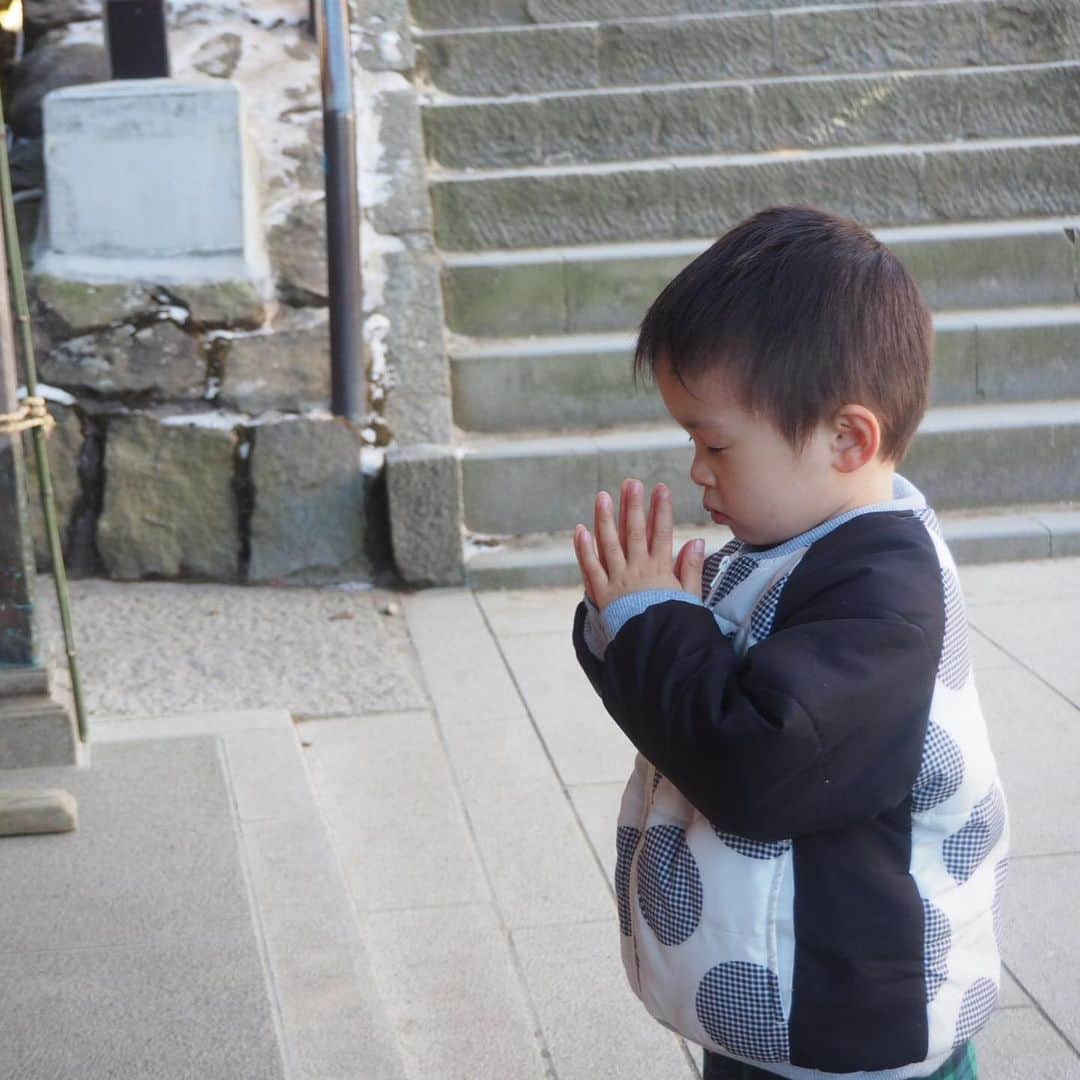 羽村亜美さんのインスタグラム写真 - (羽村亜美Instagram)「#初詣 #御嶽 #ケーブルカー  初詣のあと、おしゃれなお蕎麦屋さんへ^ ^」1月9日 13時45分 - amihamura