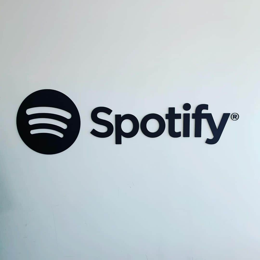 西寺郷太さんのインスタグラム写真 - (西寺郷太Instagram)「‪Spotify 訪問。楽しかった^_^。‬」1月9日 14時14分 - gota_nonareeves