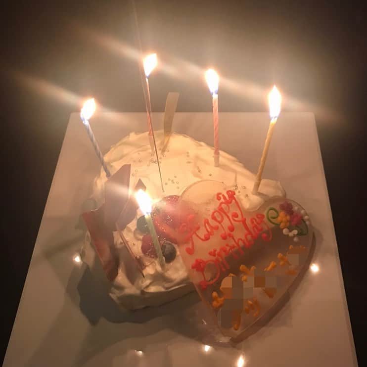 まっく赤坂見附のインスタグラム：「お知り合いの誕生日でした。 #誕生日 #ケーキ」