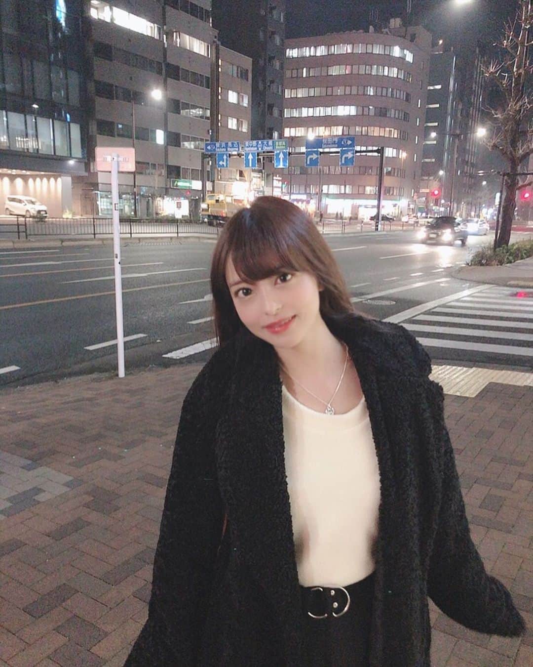 桜もこさんのインスタグラム写真 - (桜もこInstagram)「🌃 #tokyo #🌃 #🌙 #instagood #instagram #♥️」1月9日 15時12分 - mokochan319