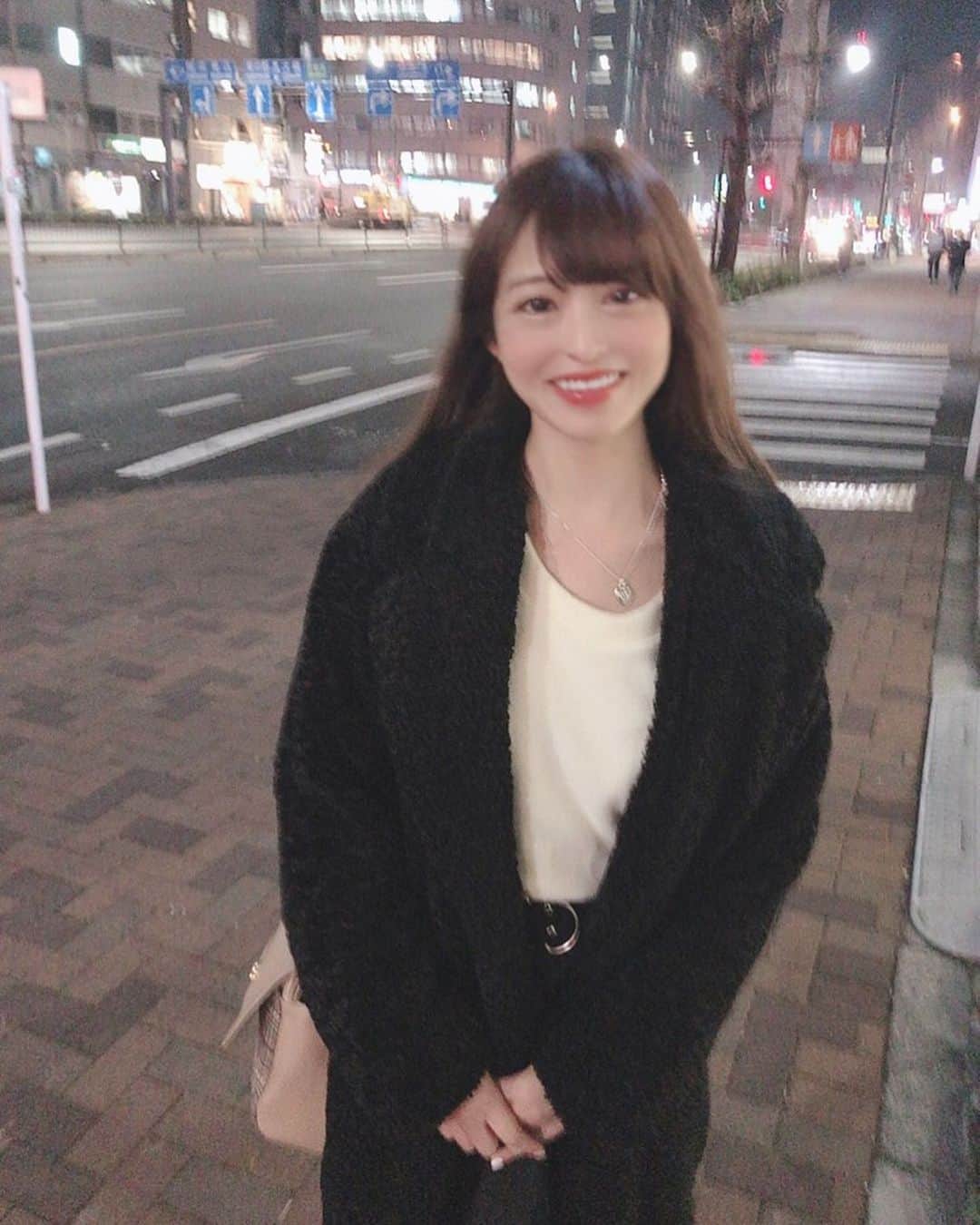 桜もこさんのインスタグラム写真 - (桜もこInstagram)「🌃 #tokyo #🌃 #🌙 #instagood #instagram #♥️」1月9日 15時12分 - mokochan319
