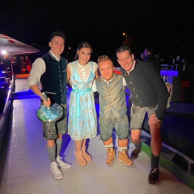 マゼル・ニューエンのインスタグラム：「So much fun at the @trachten_angermaier Eisstock-WM! 🤗 Thanks for having us! 🔥👍🏼 #eisstockschiessen #angermaier #fun #friends #24passion #gymnastics #themarcelnguyen」