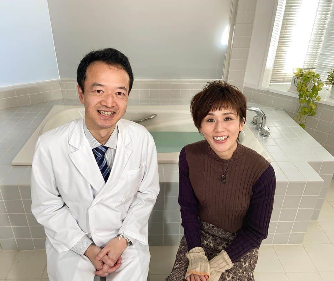 にしおかすみこさんのインスタグラム写真 - (にしおかすみこInstagram)「#風呂 入らないようだ。。 #温泉療法専門医#早坂信哉先生と 私のお風呂の入り方、山ほど間違いがあるようだ。。」1月9日 18時36分 - nishioka_sumiko