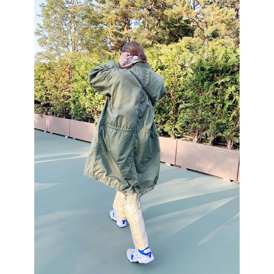 のインスタグラム：「🌝🌝🌝﻿ ﻿ ﻿ 冬物、いろいろお得になってます🔊✨﻿ ﻿ 今週11日土曜日は大宮店に出勤します🙋🏻‍♀️﻿ すでにお買い物リスト作成中✔️💸﻿ ﻿ #SHENERY_official﻿ #fashion #styling﻿ #winter」