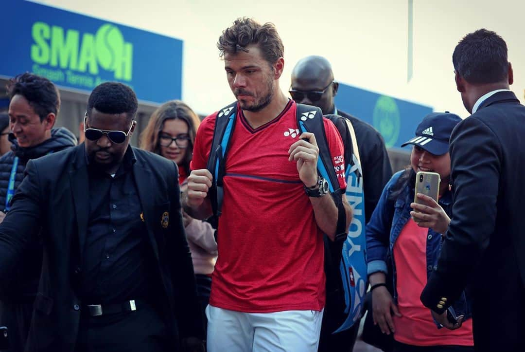 スタニスラス・ワウリンカさんのインスタグラム写真 - (スタニスラス・ワウリンカInstagram)「Fully focused before walking on court, thanks for the support Doha! 👀🎾⚡️💥🙏🏻 #FullFocus #StanTheMan #Doha #ThankYou」1月9日 21時09分 - stanwawrinka85