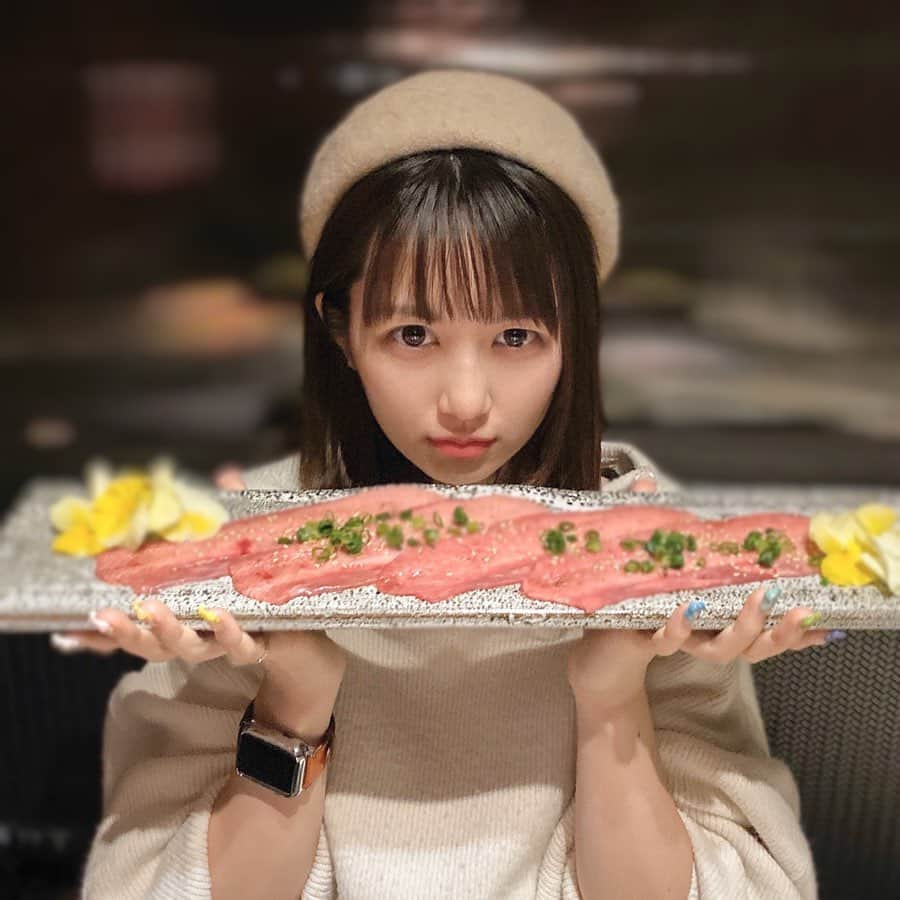 森杏奈さんのインスタグラム写真 - (森杏奈Instagram)「ㅤㅤㅤㅤㅤㅤㅤㅤㅤㅤㅤㅤㅤ ㅤㅤㅤㅤㅤㅤㅤㅤㅤㅤㅤㅤㅤ 渋谷焼肉ざぶとん @zabuton_shibuya さん にご招待していただき、 打ち合わせがてら2020年初焼肉ッ🍖( '-' ㅤㅤㅤㅤㅤㅤㅤㅤㅤㅤㅤㅤㅤ 仕切りもあってお仕事の話もしやすいですし、 何より焼肉とっても美味しかったです～☺️ ㅤㅤㅤㅤㅤㅤㅤㅤㅤㅤㅤㅤㅤ 今日はコースを頂きました🥩 店員さんの対応もとても良く、是非また行きたいです♪ そういう所、大切ですよね☝🏻 ㅤㅤㅤㅤㅤㅤㅤㅤㅤㅤㅤㅤㅤ あと、おしぼりがいい匂いでした🌸笑 ㅤㅤㅤㅤㅤㅤㅤㅤㅤㅤㅤㅤㅤ ご馳走様でした🙏🏻 ㅤㅤㅤㅤㅤㅤㅤㅤㅤㅤㅤㅤㅤ 最後の顔ね😂笑 片目おかしいの治らないんよ～😣 ㅤㅤㅤㅤㅤㅤㅤㅤㅤㅤㅤㅤㅤ #渋谷焼肉 #焼肉 ㅤㅤㅤㅤㅤㅤㅤㅤㅤㅤㅤㅤㅤ」1月9日 22時14分 - _morianna