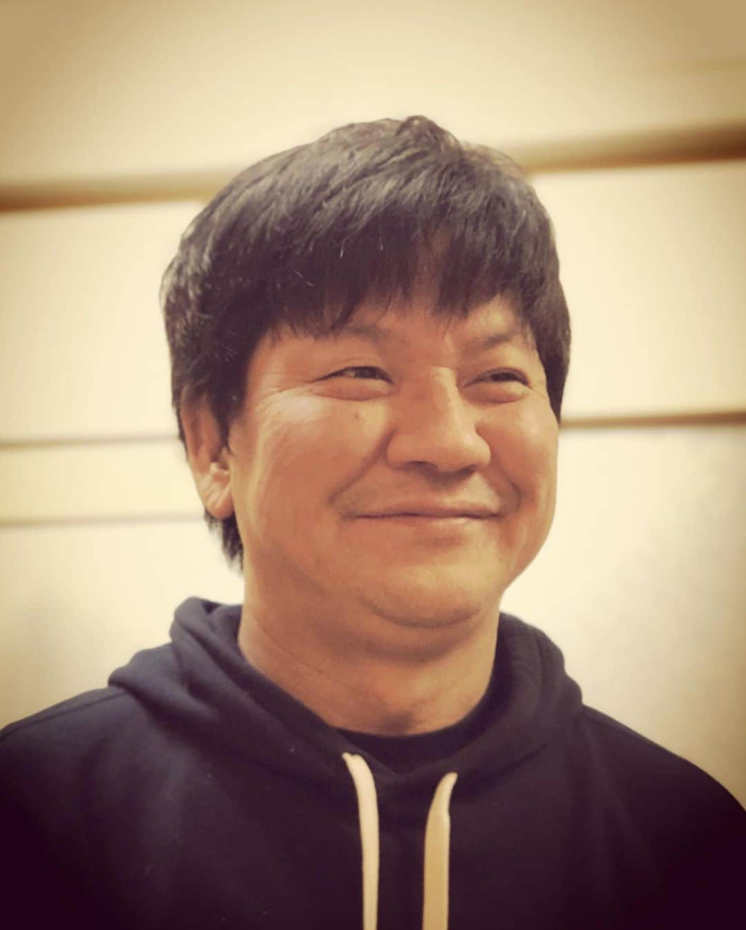 杉本知香さんのインスタグラム写真 - (杉本知香Instagram)「みんないい顔😆😆😆 大城くん、1/11、1/18の向上委員会出るので楽しみ😆 特に1/18 OAはヤバイらしいので見逃せないです😂  #中目黒美容室  #どぶろっく森#どぶろっく#イチモツ #どぶろっくチャンネル公式 #ジョイマン池谷#ジョイマン#ありがとうオリゴ糖 #なんだこいつー#哀愁写真 #チャンス大城#向上委員会 #さんまのお笑い向上委員会 #サウザー#内臓逆位」1月9日 22時25分 - sugimotoc