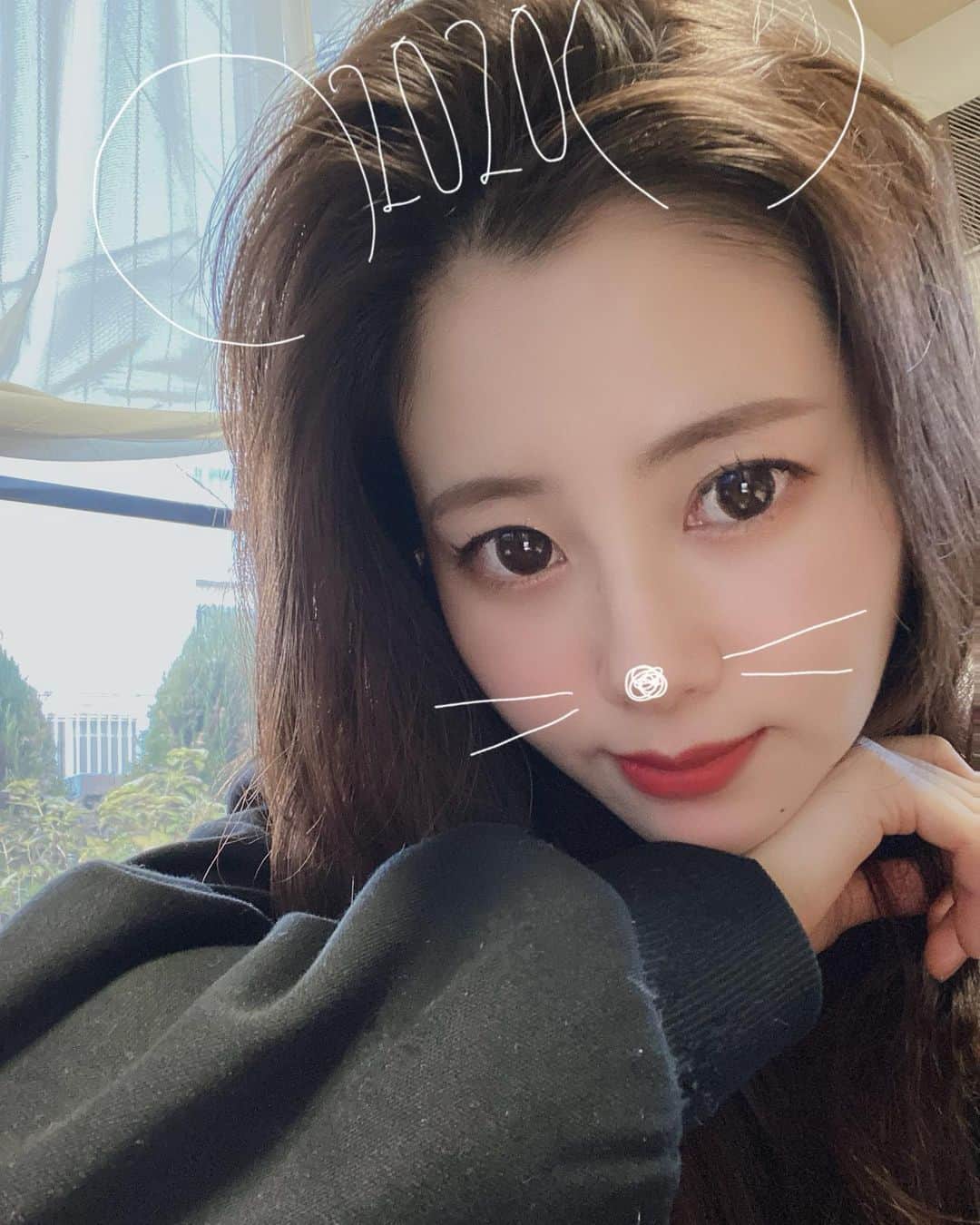 のインスタグラム：「* * 今年もたくさん美味しいもの食べて、 たくさん笑って、幸せな1年に🤭💕 * #2020」