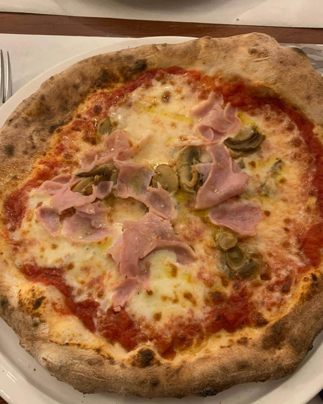 GooFさんのインスタグラム写真 - (GooFInstagram)「We have Lunch. awsome taste!  #pizzeriasibilla  #italy🇮🇹 #milano🇮🇹」1月9日 22時53分 - goof_shimura_soffet