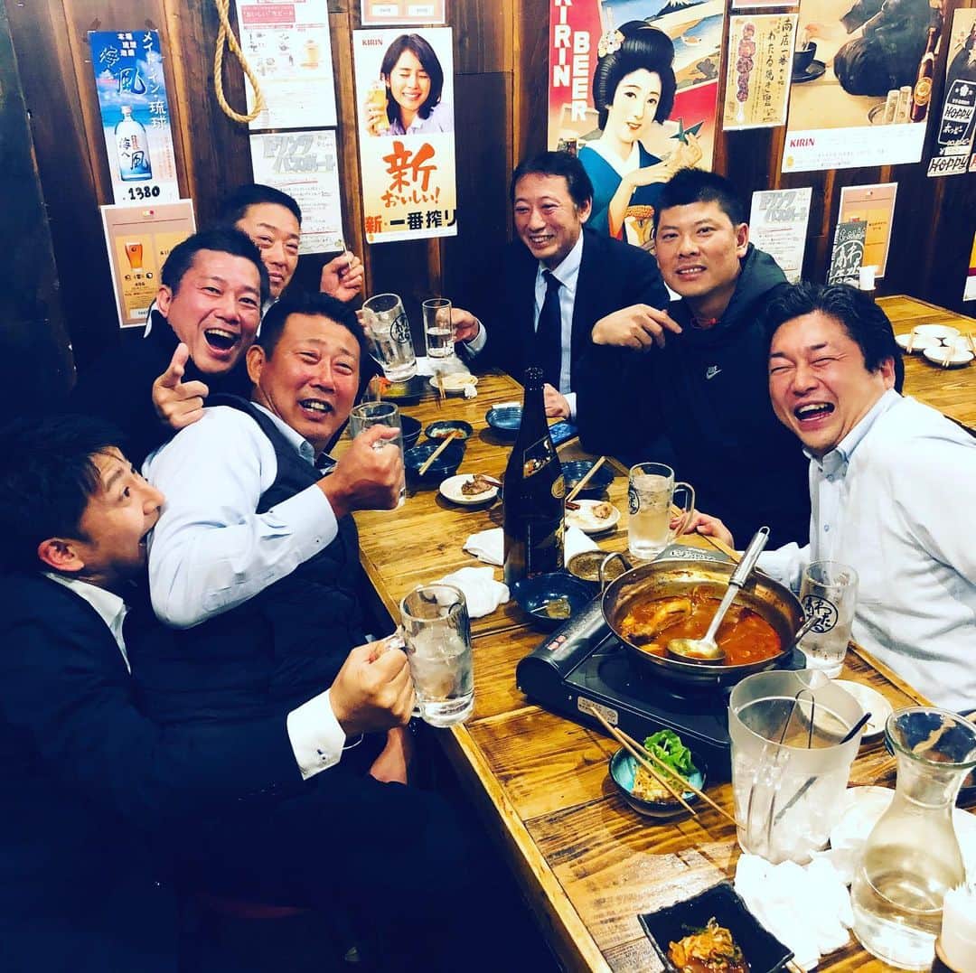 逸見太郎のインスタグラム：「燕会2020  #始動#東京#ヤクルト#スワローズ #ob#goldmember#swallows#燕#tokyo  オリンピックイヤー 今年も宜しくお願いします😊」