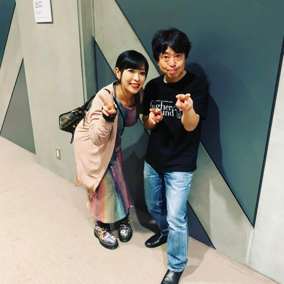 SATOKOさんのインスタグラム写真 - (SATOKOInstagram)「本日は #ASKA さんのライブで父上およびちかちゃんの織り成す素晴らしき演奏に身を委ねて参りました♡ あの方々はもう神より神。 観れる事が本当に本当に幸せ♡ #手数王 #澤近泰輔 #国際フォーラム」1月10日 0時00分 - fc_satoko