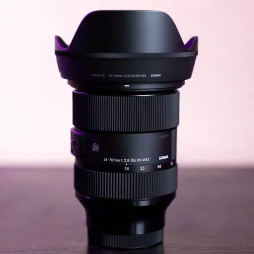 Sigma Corp Of America（シグマ）さんのインスタグラム写真 - (Sigma Corp Of America（シグマ）Instagram)「"Rest assured, this lens is very good." @jaronschneider from @petapixel took our new lens for a test drive on both the Sony A7R IV and A7 III, and as this quote suggests, he was very pleased with the results.  http://bit.ly/petapixel-24-70-dgdn-review  #SIGMA #sigmaphoto #sigma2470art #sigma2470dgdn #sigmalens #sigmalenses #photography #reviews #mirrorless #sonyalpha #lumix #leica」1月10日 0時16分 - sigmaphoto