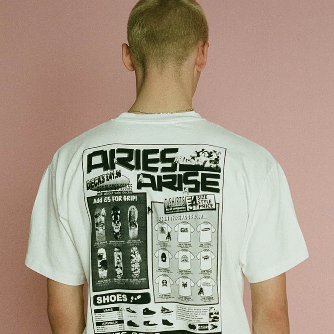 HYPEBEASTさんのインスタグラム写真 - (HYPEBEASTInstagram)「@hypebeaststyle: London’s @ariesarise has unveiled its full Spring/Summer 2020 collection, taking inspiration from ’80s punk, Italian youth culture and figures such as Paul Simonon and Mick Jones from The Clash. Alongside the collection’s 1980s references, other pieces nod towards the ’90s, with baggy and shrunken knits cut and sewn back together and baggy skate-inspired denim. We expect the first pieces to hit the Aries web store on January 14, head to the link in bio to take a closer look at the collection.⁠⠀ Photo: Aries」1月10日 0時31分 - hypebeast