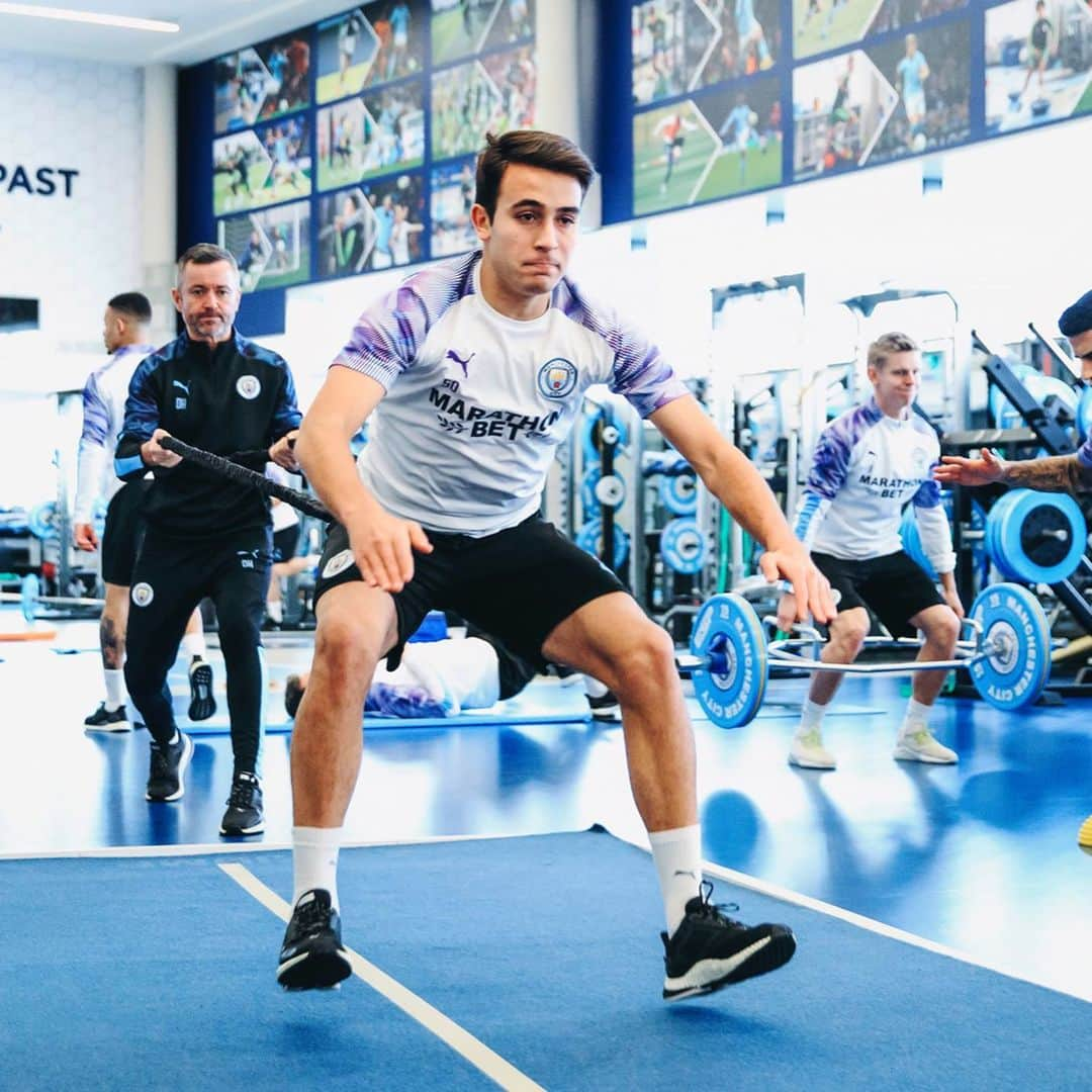 マンチェスター・シティFCさんのインスタグラム写真 - (マンチェスター・シティFCInstagram)「I do this ting for fitness 🏋️‍♂️ ⠀ #ManCity」1月10日 1時33分 - mancity