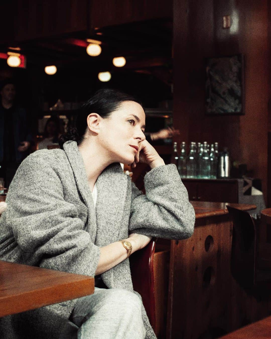 ギャランス・ドレのインスタグラム：「At the café doing my favorite activity in the world : overthinking 😜 . . . Photo @camille.of」