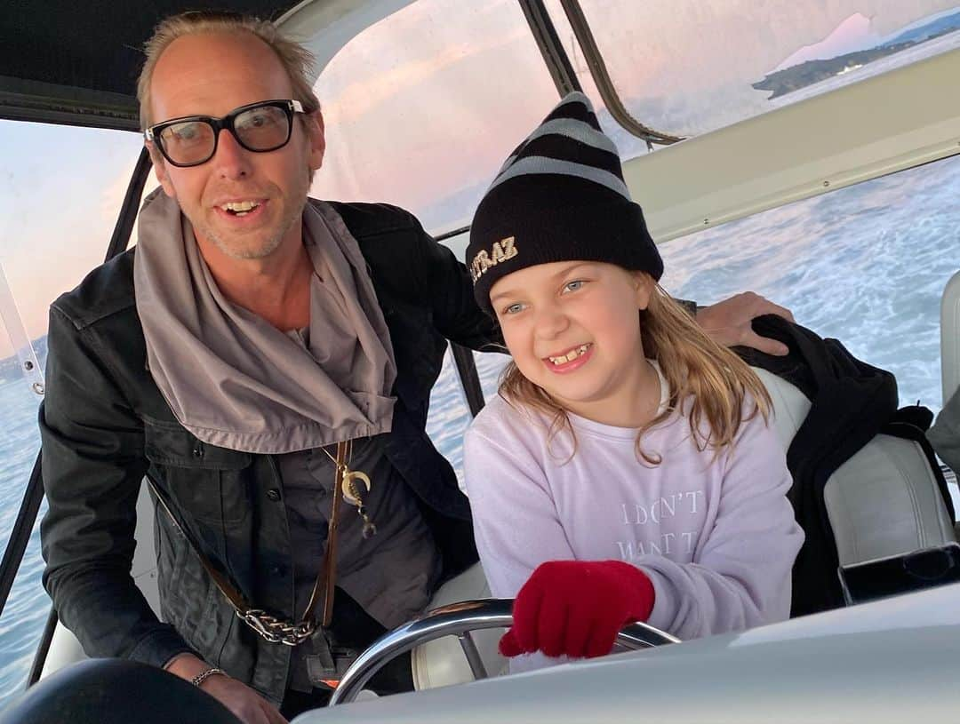 ジョディ・スウィーティンさんのインスタグラム写真 - (ジョディ・スウィーティンInstagram)「Enjoyed the last night of our vacation out on a boat with friends in the bay! We went out on our friend @jerrysfaeries boat to see both the Bay and Golden Gate Bridges and catch an absolutely breathtaking sunset! Absolutely perfect! With @brookcasey and @surfandsail too! #wereonaboat⛵️ #friendsarefamily #girlsvacation #sunsetcruise」1月10日 12時26分 - jodiesweetin