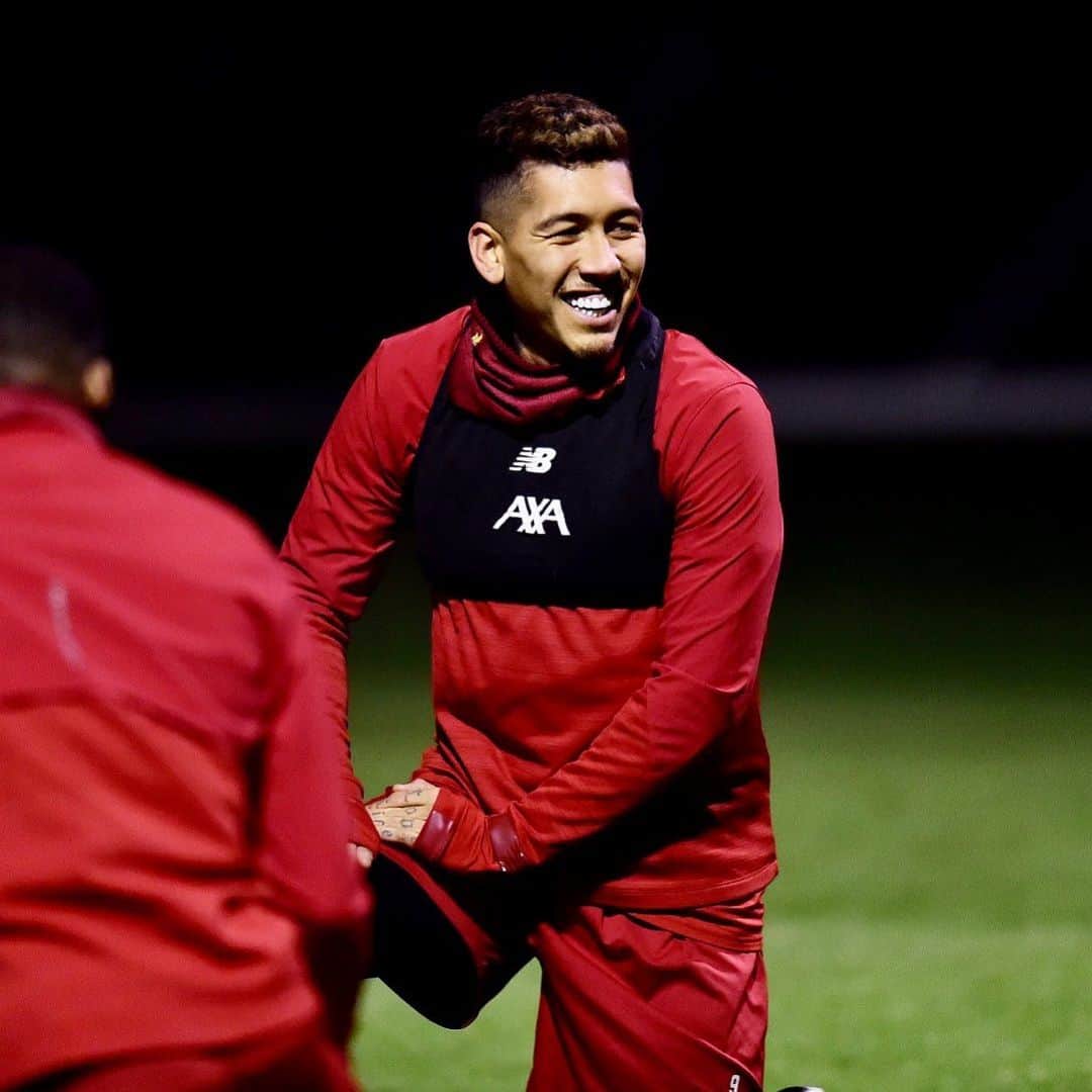 ロベルト・フィルミーノさんのインスタグラム写真 - (ロベルト・フィルミーノInstagram)「😁🙌🏼💪🏼」1月10日 4時18分 - roberto_firmino