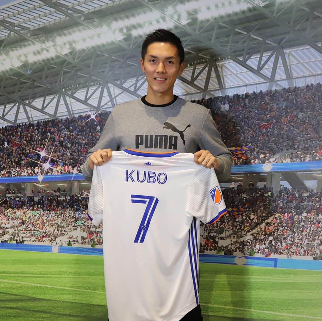 久保裕也のインスタグラム：「First of all I want to thank the my agents and kin who supported me. Now I’m very happy and excited to join fccincinnati . I’m looking forward to playing in fccincinnati. I also want to thank 2 season in gent, I had great time and gained a lot of experience. I’ll never forget a great moment in gent. I wish you all the best in the next Europe league games. 🙏 この度アメリカのFC Cincinnati に完全移籍が決まりました。 僕にとっては新しい国、新しいリーグでのチャレンジになります。 また全力で頑張りたいと思います。」