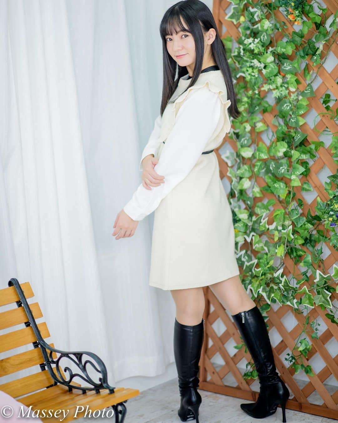 のインスタグラム：「. . . . 「studio ZOOM」で撮った写真です。 モデルは、西永彩奈ちゃんです。 It is a picture taken in the studio “studio ZOOM”. Her name is Ayana Nishinaga. . . #ポートレート #ポートレート女子 #ポートレートモデル #ポートレート撮影 #ポートレート部 #ポートレイト #ポトレ #被写体 #モデル #被写体モデル #写真部 #東京カメラ部 #美脚 #制服 #西永彩奈 #撮影会モデル #撮影会の女神さま #portrait #excellent_portraits #girlsphoto #lovers_nippon_portrait #portrait_perfection #portraitphotography #japanesegirl #japanesemodel #model #tokyogirl #good_portraits_world #모델촬영 #인물사진」