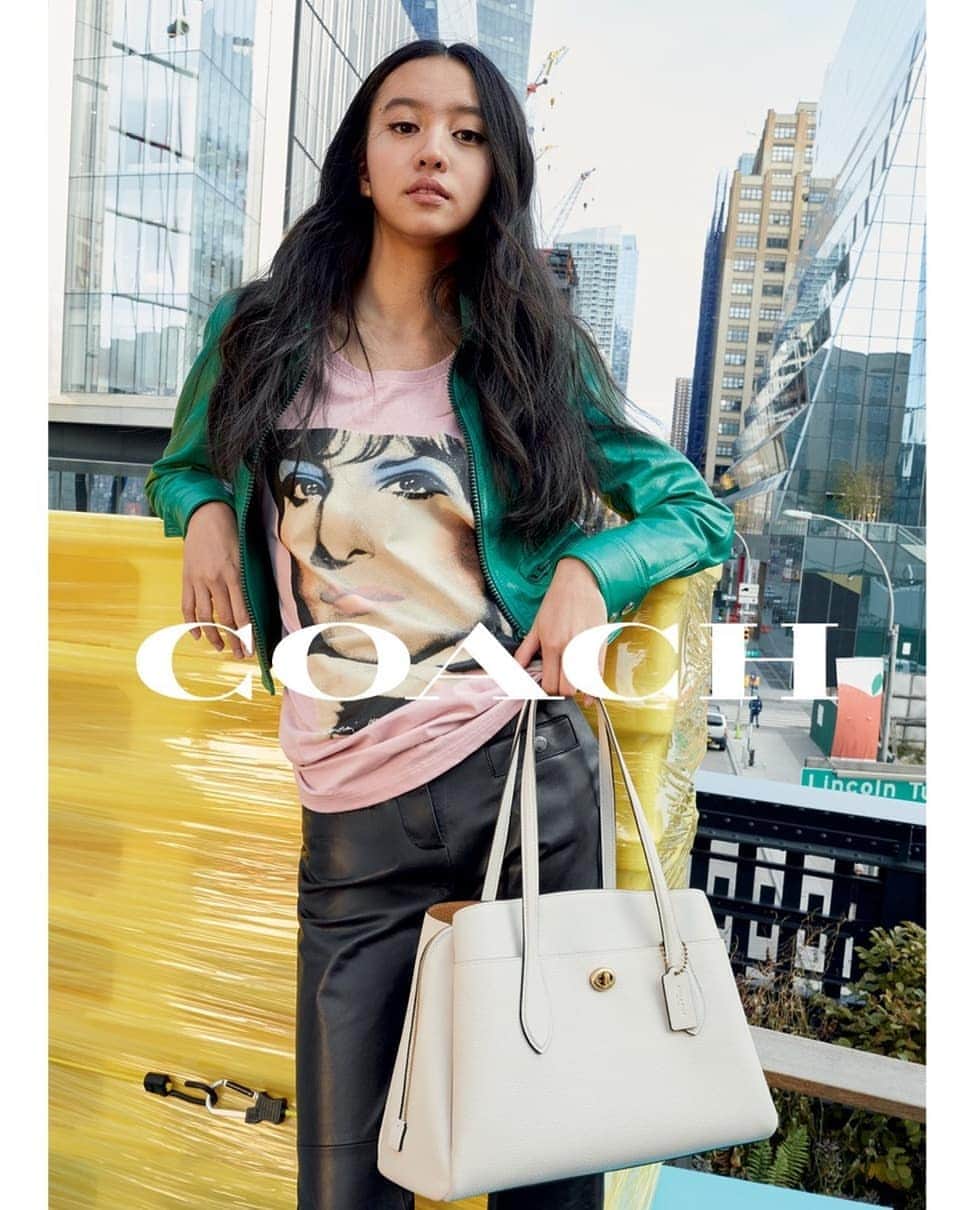 kokiさんのインスタグラム写真 - (kokiInstagram)「Thank you so much @coach for welcoming me in the fabulous, creative and original family.  Coach 2020 Spring  Lora Bag  #CoachNY #CoachSS20 #JuergenTeller @Coach  Photographer	Juergen Teller Hair	Gary Gill Make Up 	Diane Kendal Stylist 	Olivier Rizzo Creative Director Stuart Vevers  I want to thank the amazing team with all my heart ❤️ thank you so much !」1月10日 9時52分 - koki