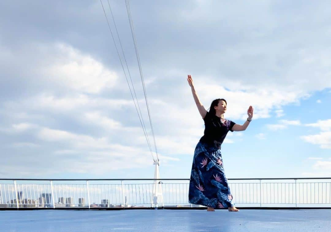 結城さなえさんのインスタグラム写真 - (結城さなえInstagram)「hula on deck☀️ #hula #ondeck #cruise #ぱしふぃっくびいなす  #クルーズ」1月10日 10時03分 - yuukisanae