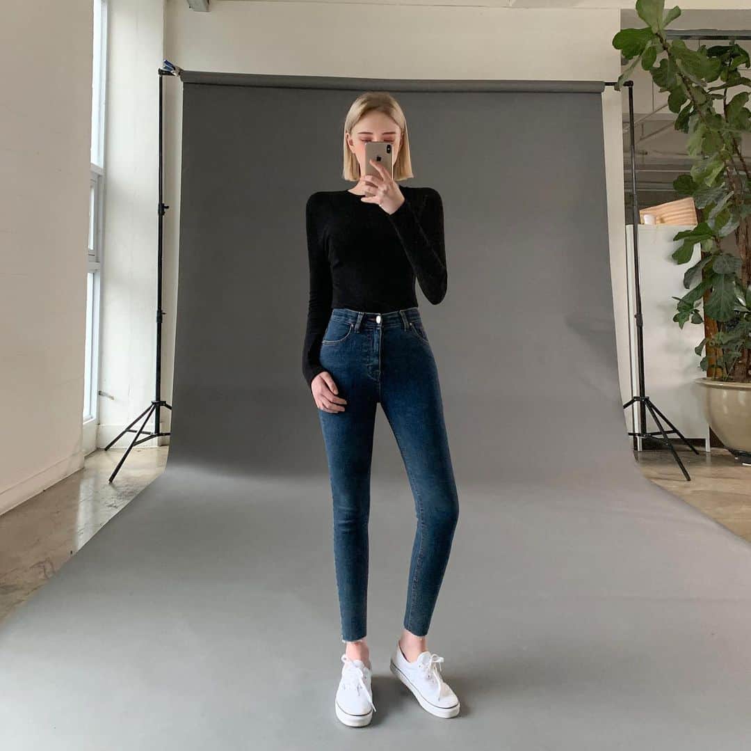 Chuuのインスタグラム：「오키로진 완벽한 앞태 vs 뒷태 💕」