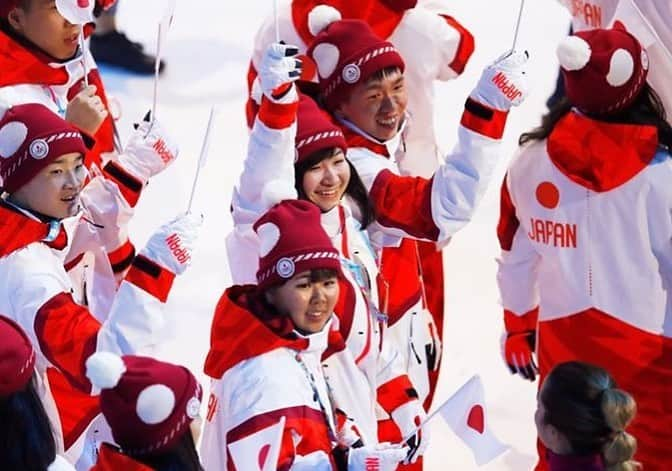 日本オリンピック委員会さんのインスタグラム写真 - (日本オリンピック委員会Instagram)「ローザンヌユースオリンピックが9日に開幕しました。日本代表選手団への応援を、よろしくお願いします！ 💪 ． ❄Lausanne Youth Olympics DAY1❄ Opening Ceremony ･ #Lausanne2020 #YouthOlympics #YouthOlympicGames #ユースオリンピック #がんばれニッポン #TEAMNIPPON #japaneseolympiccommittee . 📷AFLOSPORT, PHOTO KISHIMOTO, OIS/IOC」1月10日 11時13分 - teamjapanjoc