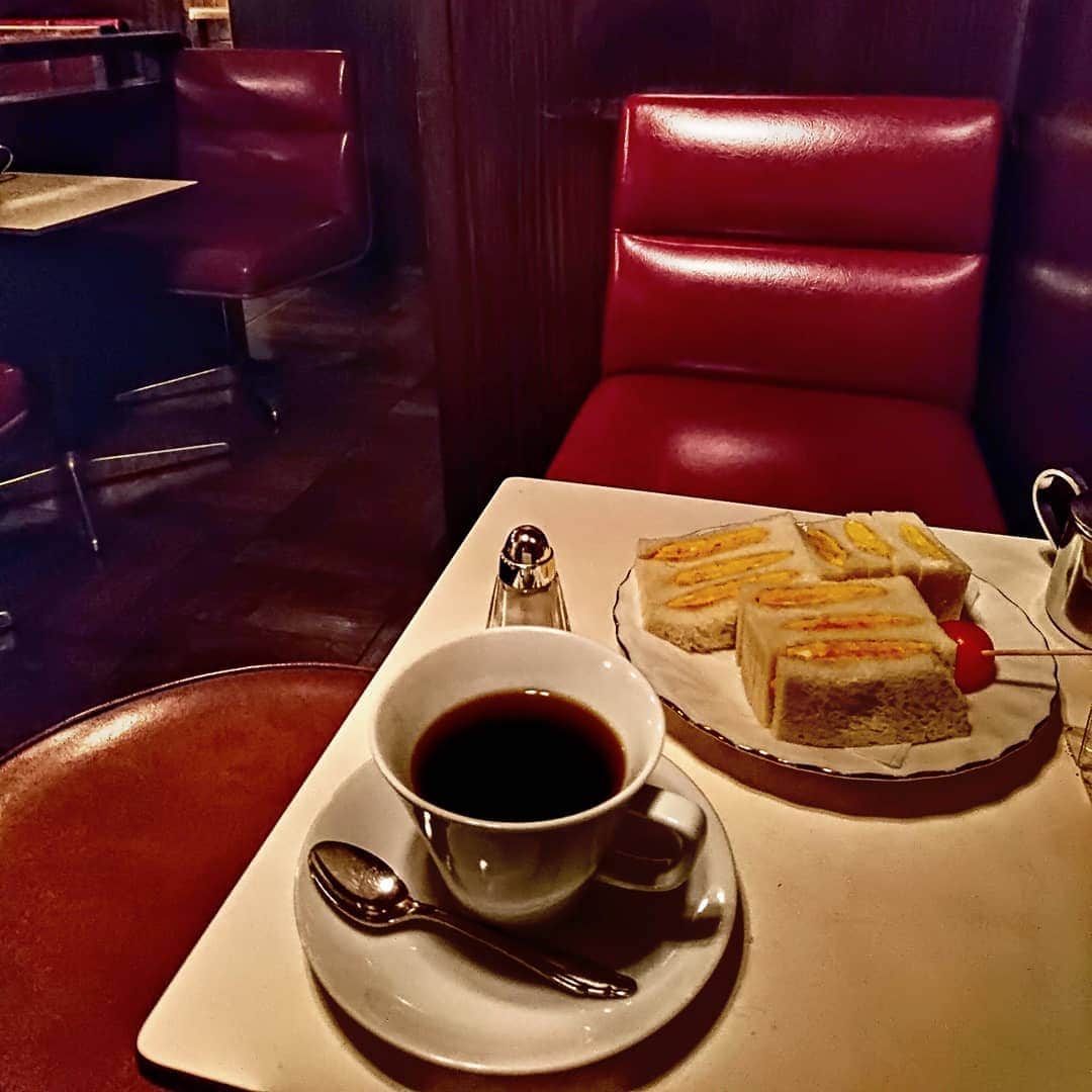 く～のグルメインスタ