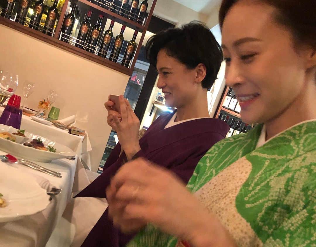 パンツェッタ・ジローラモさんのインスタグラム写真 - (パンツェッタ・ジローラモInstagram)「#rental #kimono #and #dinner #super #ristorantedanino #enjoylife #lifestyle #goodwine #donnachiarawinery #goodlifecrew」1月10日 20時59分 - girolamo.me