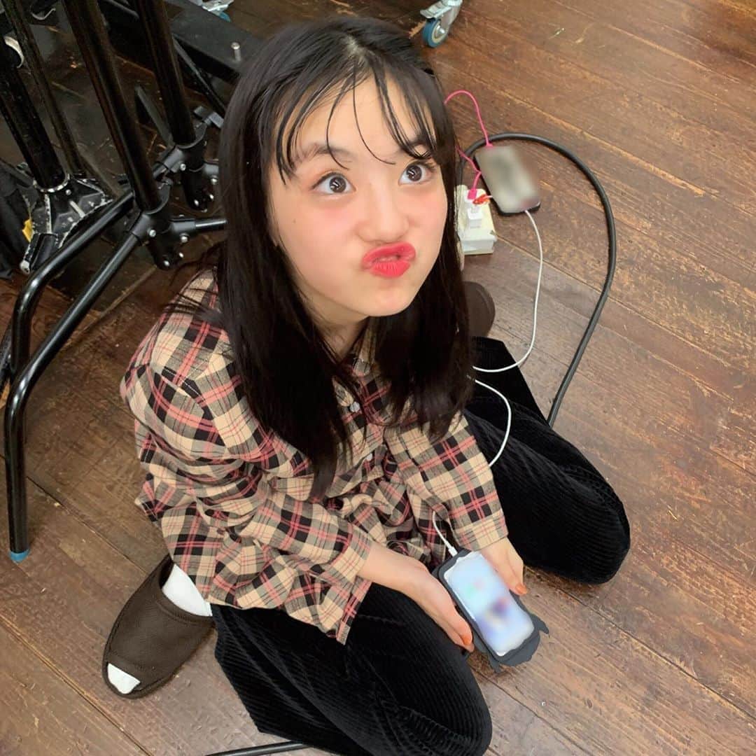 ニコ☆プチのインスタグラム：「なんじゃその顔🥴笑 . . #ひよこみたい🐣  #ヤル気元気  #関谷瑠紀  #ニコプチの元気印」