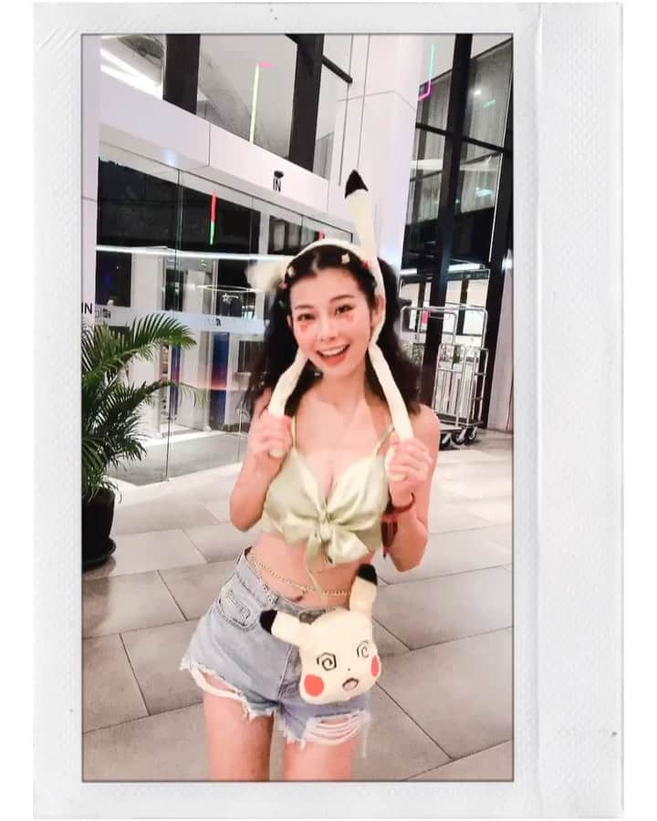 張香香のインスタグラム：「皮卡皮卡～💛🧡💛🧡 第二天主題：螢光🌟 #DWP2019 #dwp2019jakarta」